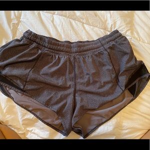 Lululemon Hotty Hot 2.5 sz 12